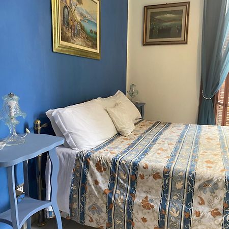 B&B Il Nido Portici Luaran gambar