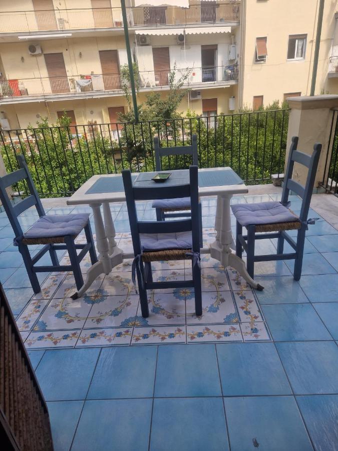 B&B Il Nido Portici Luaran gambar